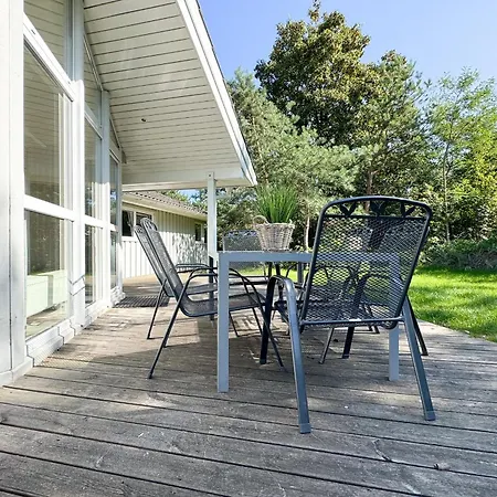 Strandblick - Dorf 1 10 *