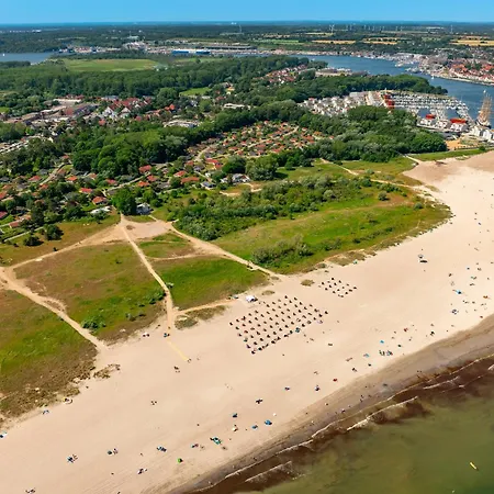 Strandblick - Dorf 1 10 Priwall